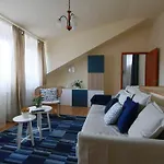 דירה Teubel 5 *